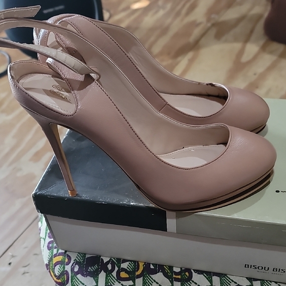 Bisou Bisou Nude Pink High Heels - Picture 1 of 1